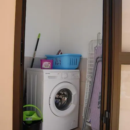 Paradise Court 57 Wifi Pool 아파트 *